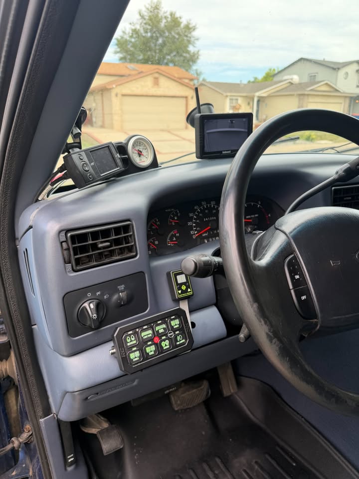 1999 Ford f350 7.3 truck camper overland rig lite craft pop-up solar lithium in Denver, CO (photo 9) — photo 9