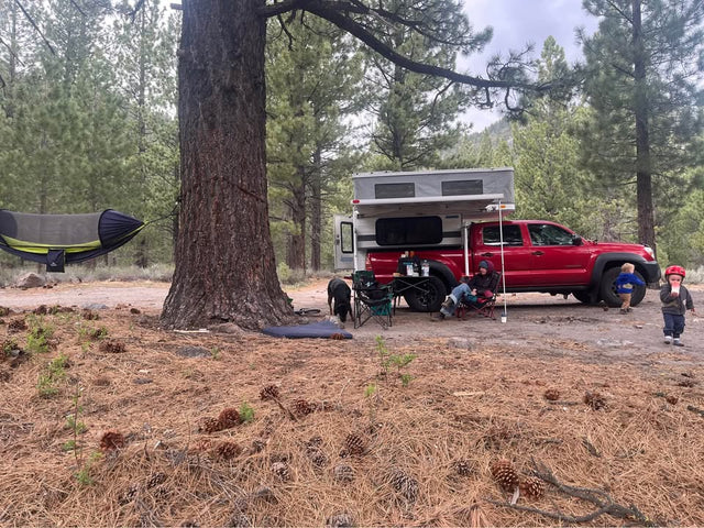 2004 Four Wheel Camper Eagle Shell — photo 3