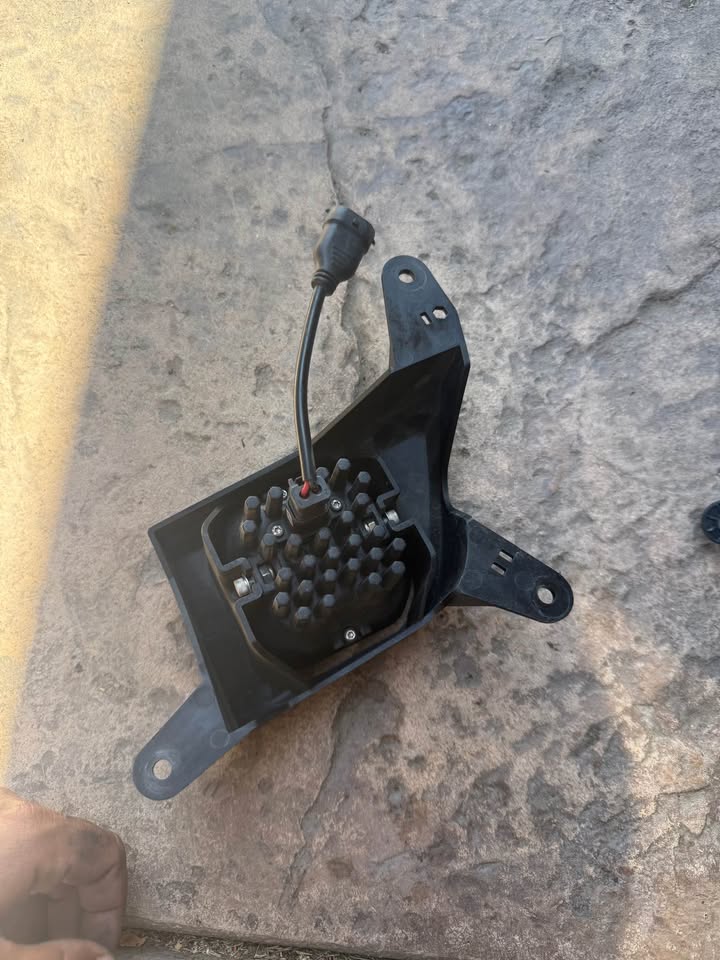 Fog lights 2020-2023 Chevy 2500 in Fallbrook, CA (photo 2) — photo 2