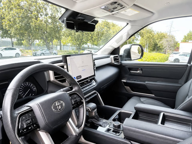 2022 Toyota tundra limited 4wd — photo 3
