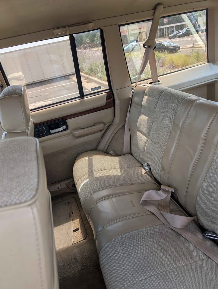 1993 Jeep Cherokee · Country Sport Utility 4D in Boulder, CO (photo 10) — photo 10