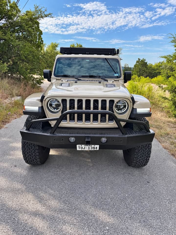 2020 Jeep Gladiator · Rubicon Pickup 4D 5 ft in West Lake Hills, TX (photo 10) — photo 10