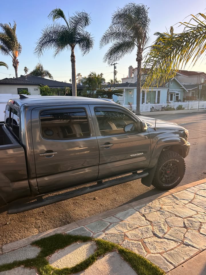 2015 Toyota tacoma pre-runner trd sport in Huntington Beach, CA (photo 10) — photo 10