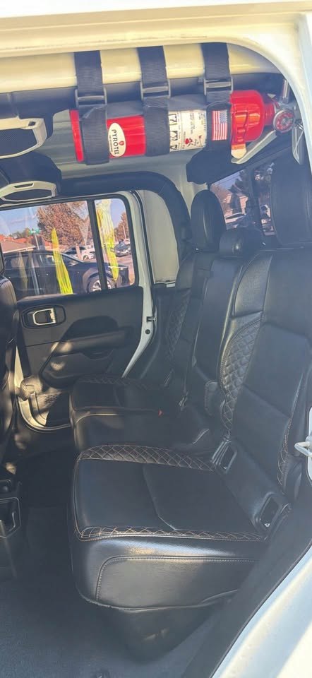 2022 Jeep Gladiator Overland 4x4 in Menifee, CA (photo 10) — photo 10