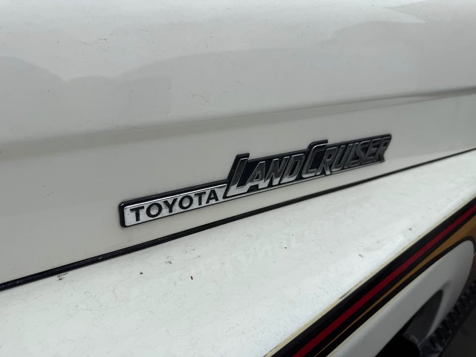 TOYOTA LAND CRUISER in Oakland, CA (photo 10) — photo 10