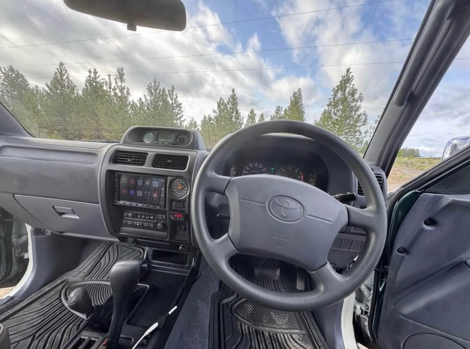 1996 Toyota Landcruiser · Prado in Bend, OR (photo 10) — photo 10
