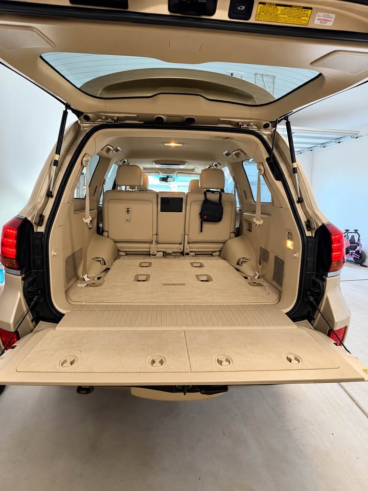 2011 Lexus LX · LX 570 Sport Utility 4D in San Tan Valley, AZ (photo 11) — photo 11