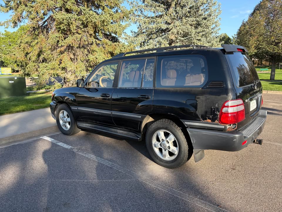 2003 Toyota Landcruiser in Centennial, CO (photo 11) — photo 11