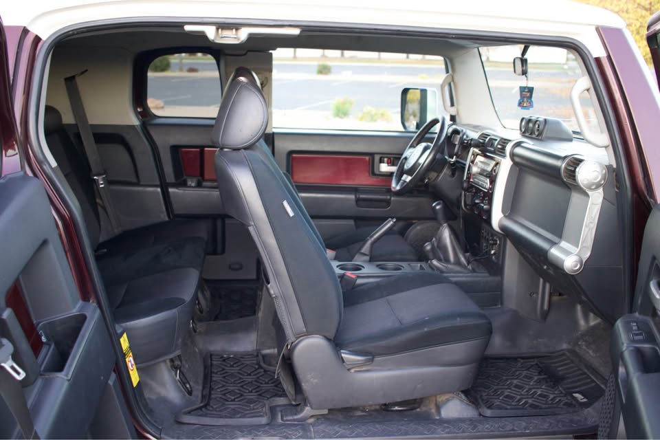 2007 Toyota FJ Cruiser · Base in Logan, UT (photo 11) — photo 11