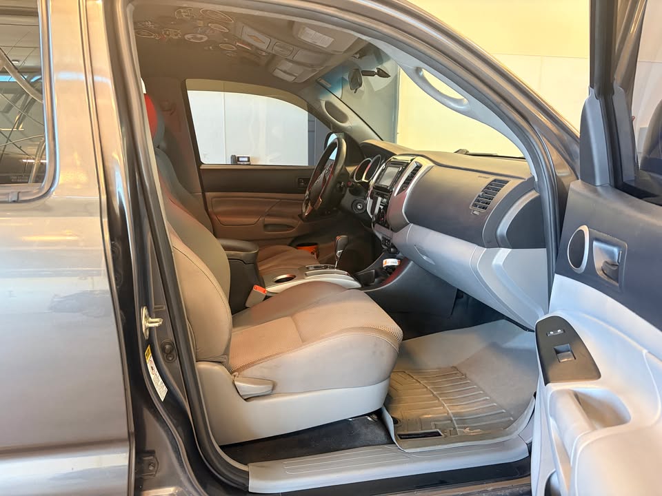 2015 Toyota Tacoma in Colorado Springs, CO (photo 11) — photo 11