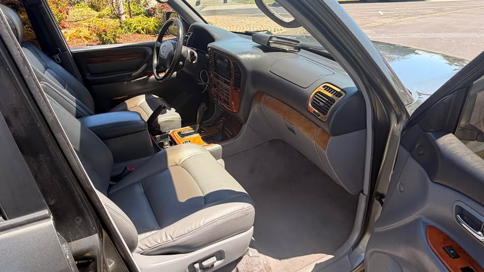 1999 Lexus LX · LX 470 Sport Utility 4D in Berkeley, CA (photo 11) — photo 11