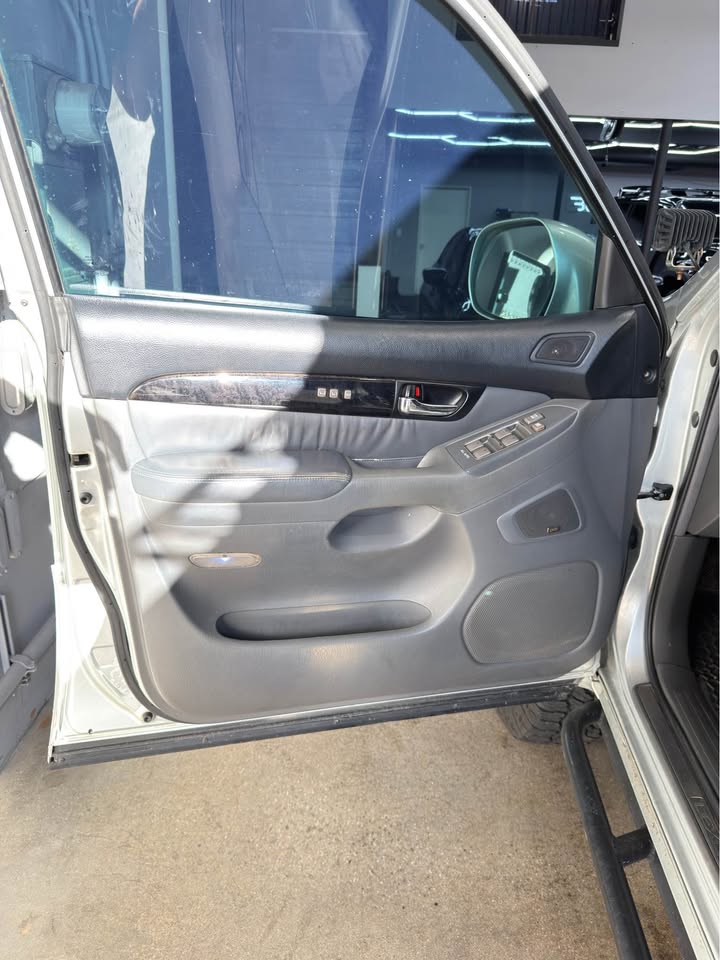2005 Lexus GX · GX 470 Sport Utility 4D in North Hollywood, CA (photo 12) — photo 12
