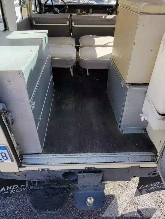1969 Land Rover Discovery Series II — photo 3