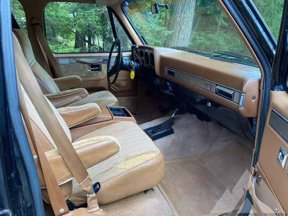 1998 Chevrolet Suburban — used overland rig for sale in Kinnelon, NJ (photo 6) — photo 6