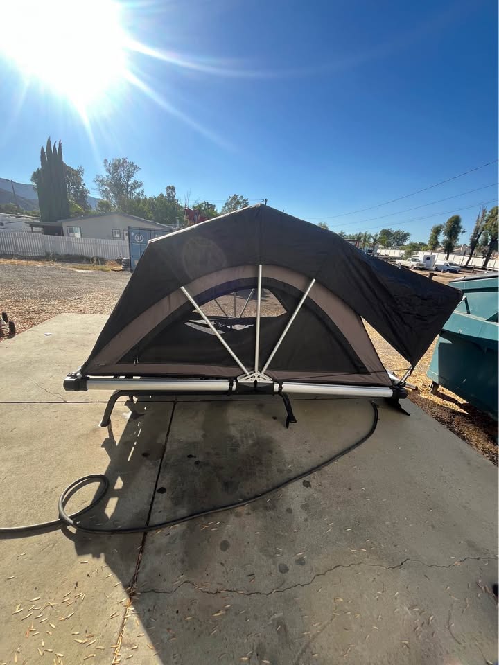 Free-spirit rooftop tent in Wildomar, CA (photo 7)