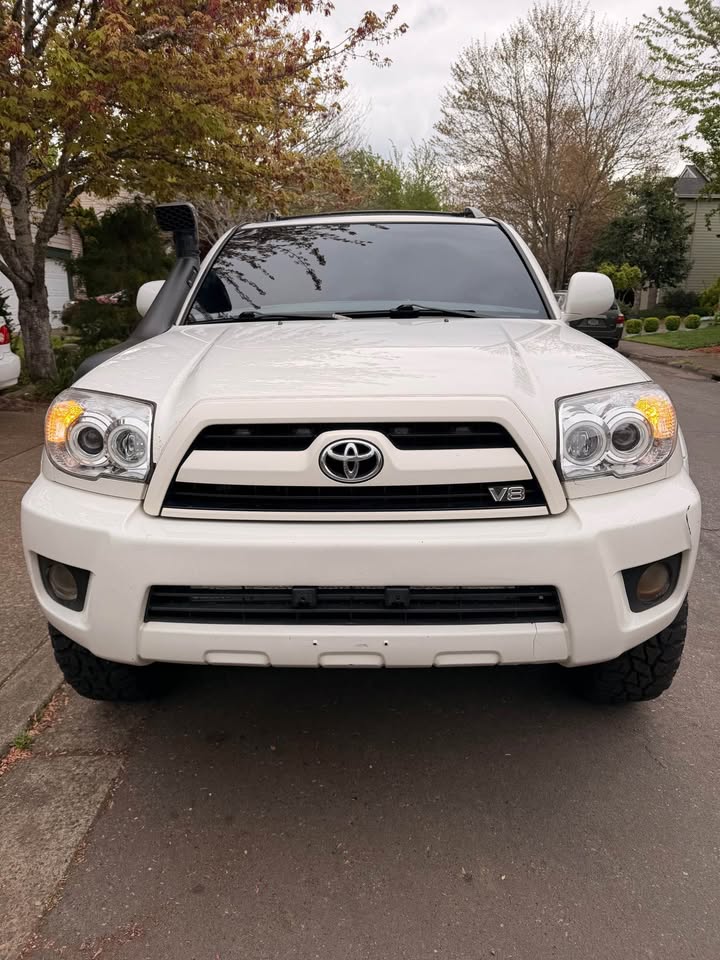 2006 Toyota 4Runner · Limited Sport in Portland, OR (photo 5) — photo 5