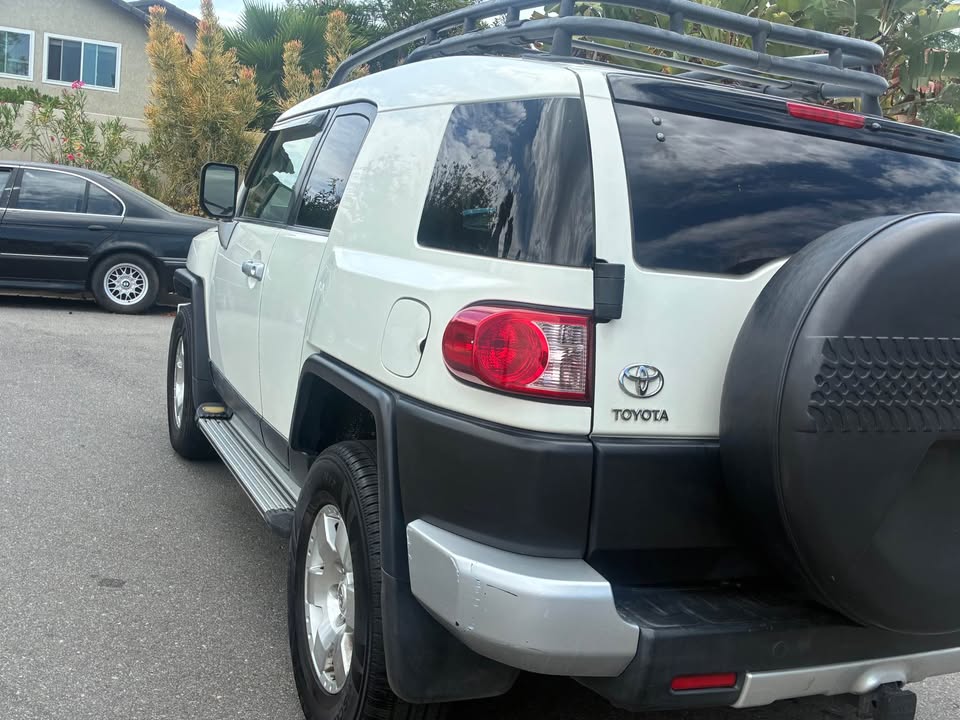 2010 Toyota FJ Cruiser · Sport Utility 2D in Escondido, CA (photo 10) — photo 10