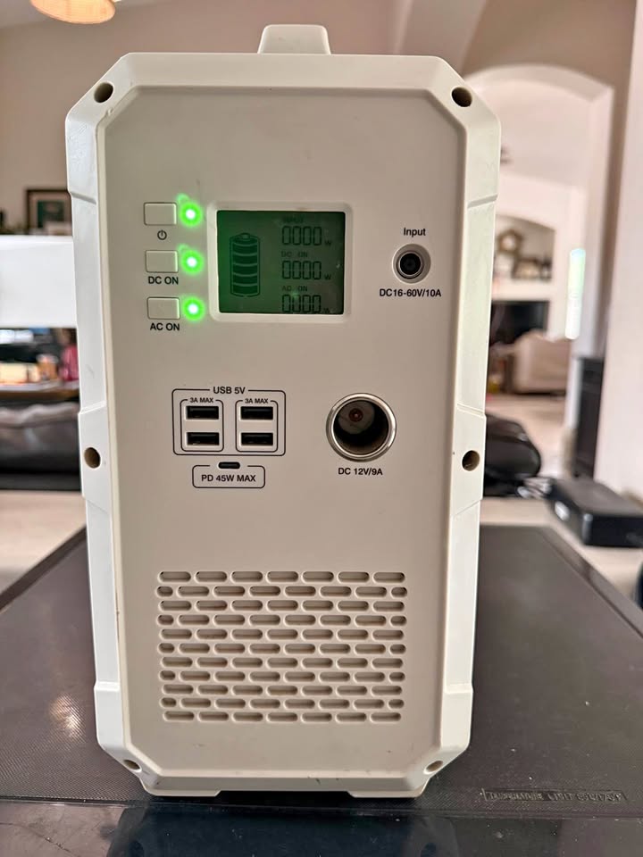Bluetti EB150 Portable Power Station 1500Wh Solar Generator Battery Backup in Mesa, AZ (photo 1) — photo 1
