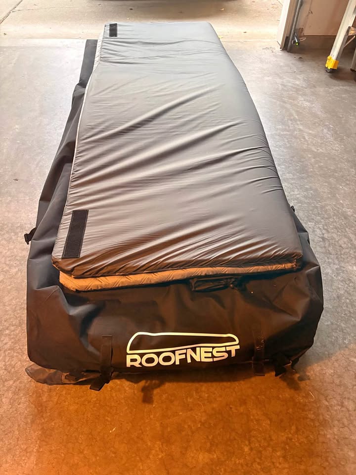 Roofnest Meadowlark 2 XL Roof Top Tent with add-on Featherbed Air Mattress in Coeur D'Alene, ID (photo 1) — photo 1