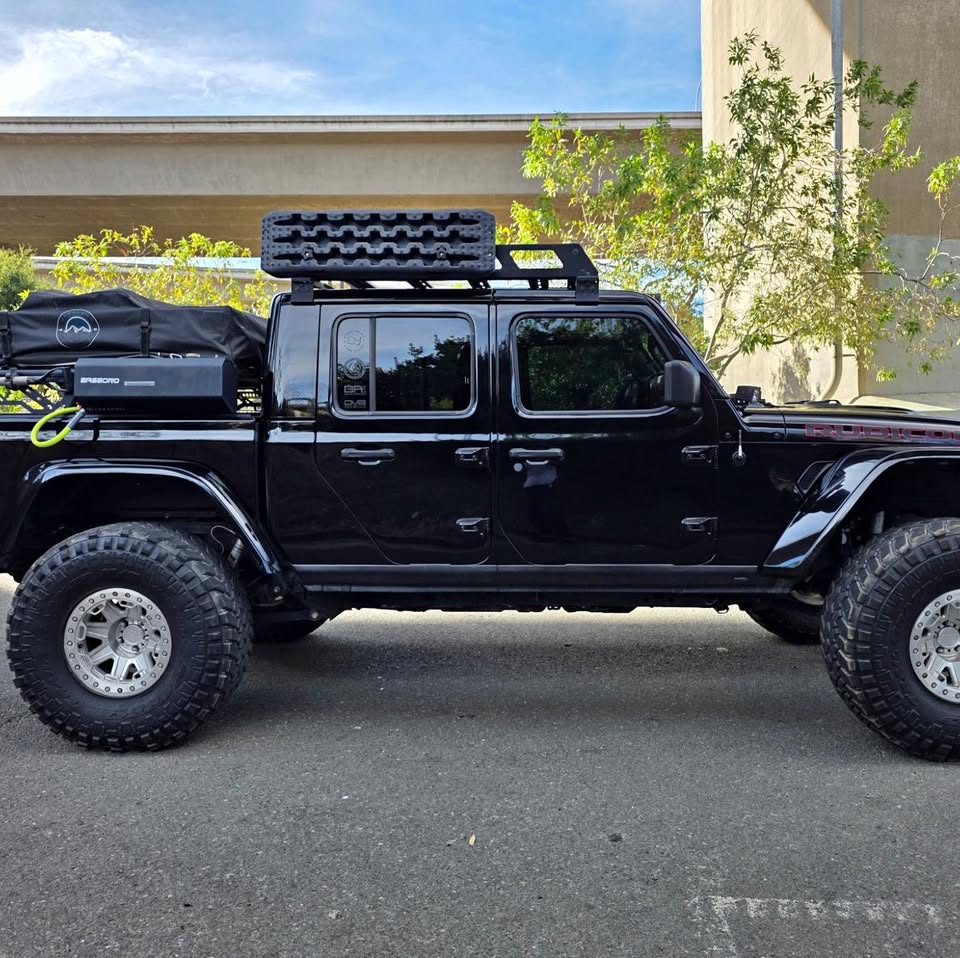 2022 Jeep Gladiator in Hercules, CA (photo 1) — photo 1