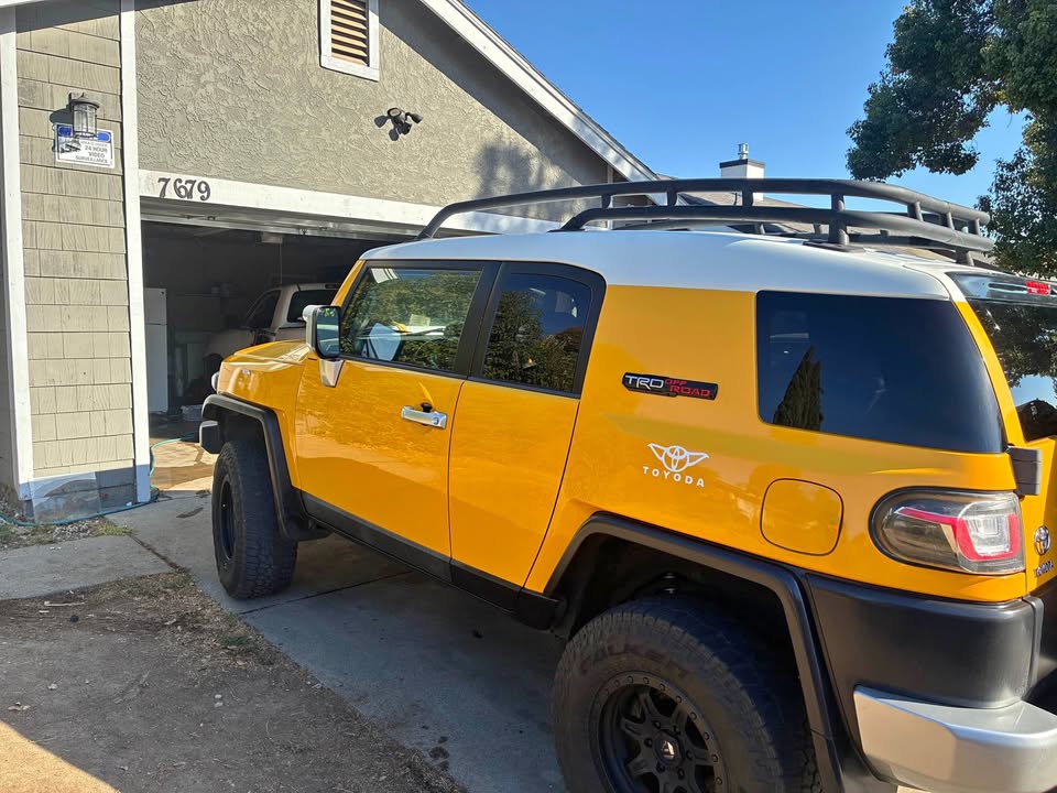 2008 Toyota FJ Cruiser · Sport Utility 2D in Sacramento, CA (photo 1) — photo 1