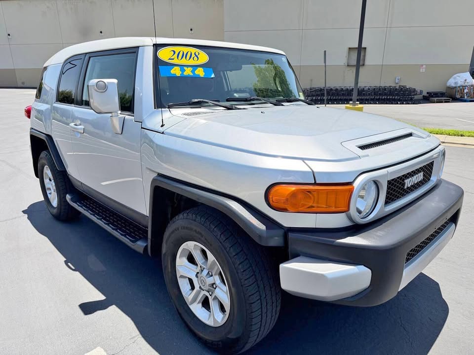 2008 Toyota FJ Cruiser in Glendora, CA (photo 1) — photo 1