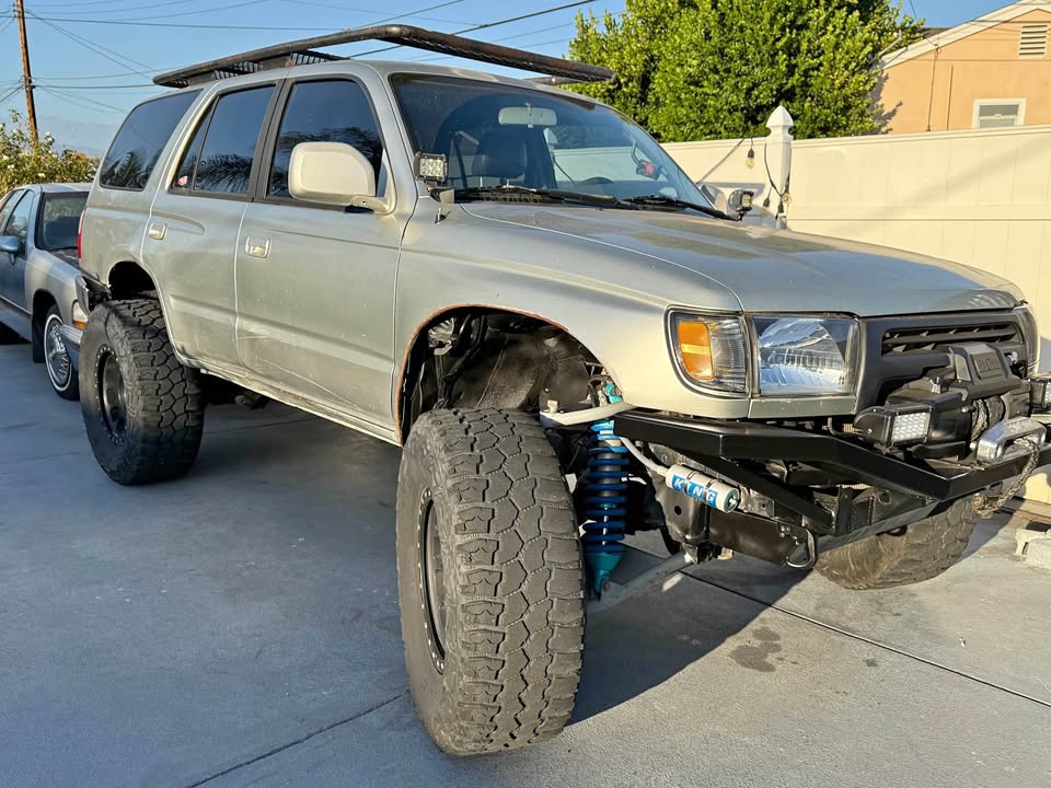 2000 Toyota 4Runner in West Covina, CA (photo 1) — photo 1