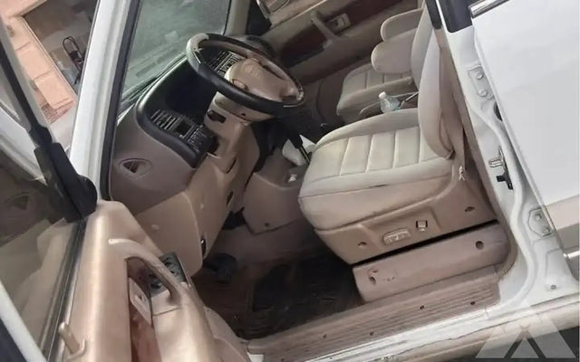 2000 Isuzu Trooper — photo 3