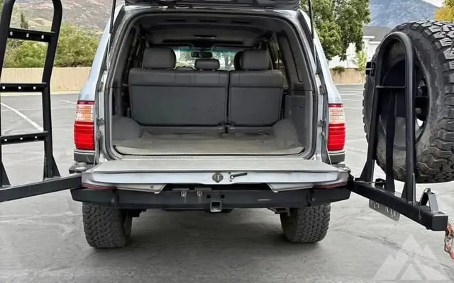 2001 Lexus LX 470 — photo 3