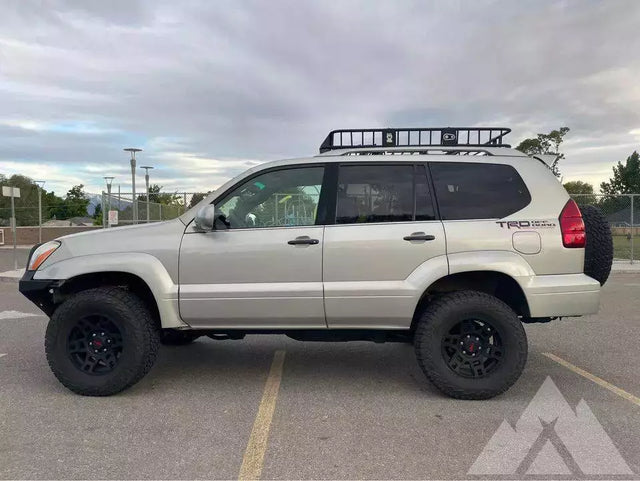 2004 Lexus GX 470 — photo 3