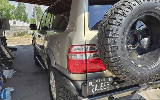 2004 Toyota Land Cruiser — photo 3