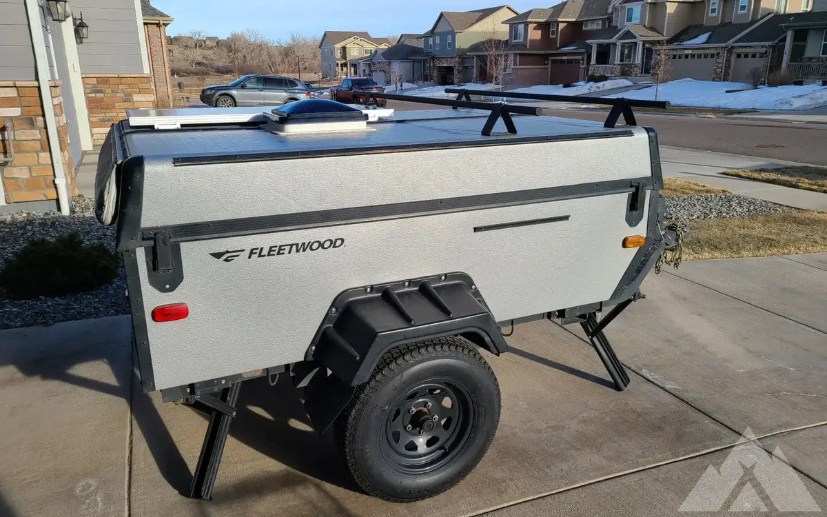 2006 Fleetwood Neon pop up camper (Denver, CO) — used overland trailer for sale in Denver, CO (photo 6) — photo 6