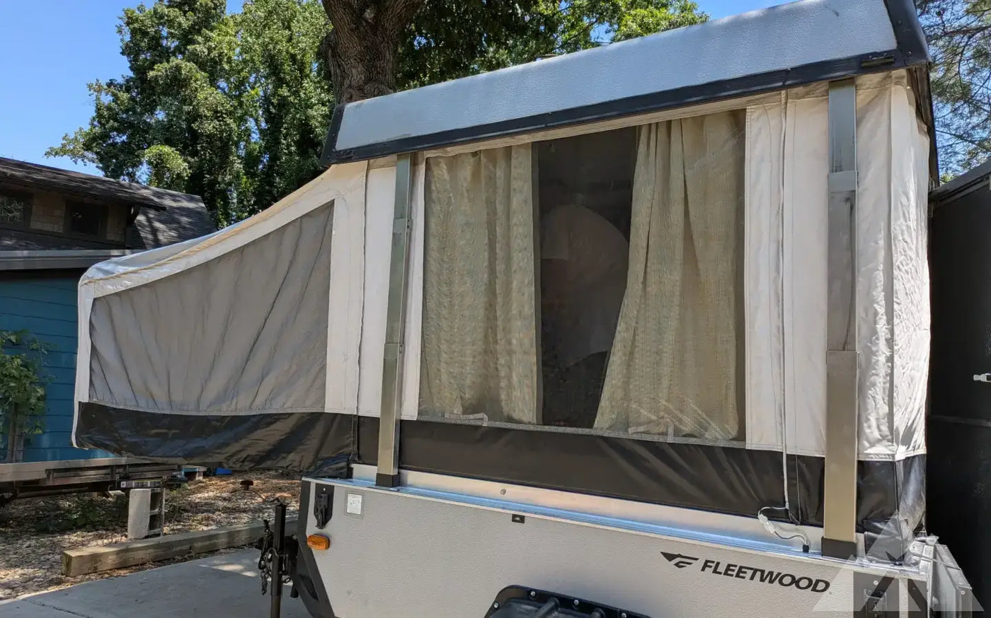 2006 Fleetwood Neon Popup — used overland trailer for sale in Asheville, NC (photo 5) — photo 5