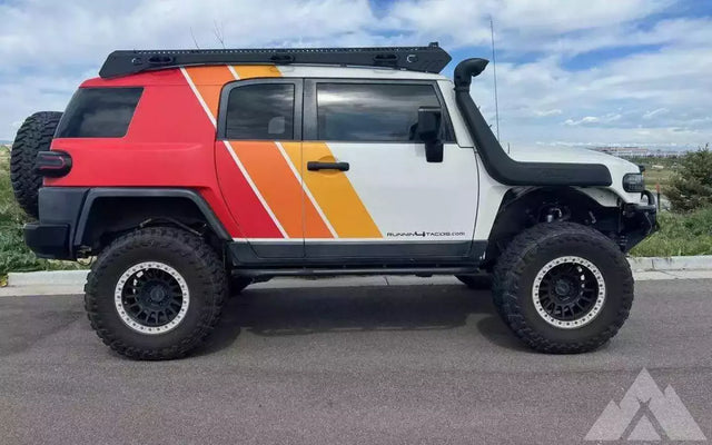 2010 Toyota FJ Cruiser — photo 3