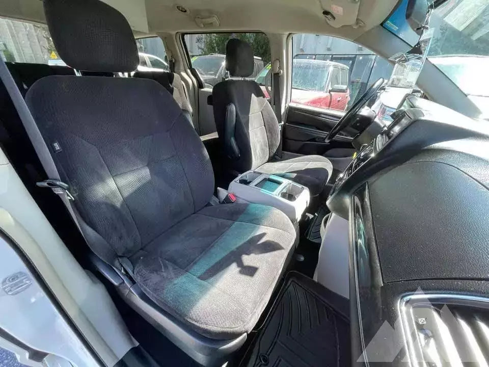 2011 Chrysler Town Country — used overland rig for sale in Midvale, UT (photo 6)