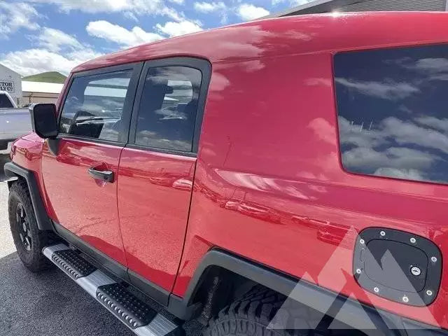 2012 Toyota FJ Cruiser — photo 3