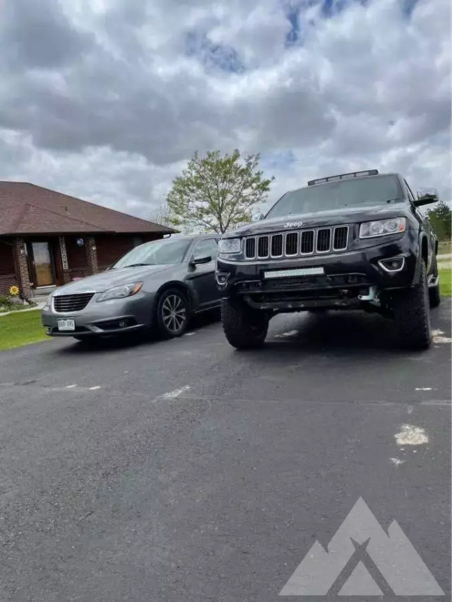 2014 Jeep Grand Cherokee — photo 3