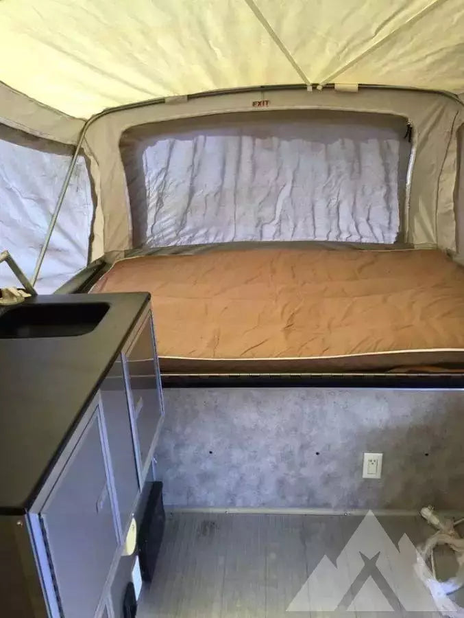 2015 Coleman livin lite — used overland trailer for sale in Cave Creek, AZ (photo 5)