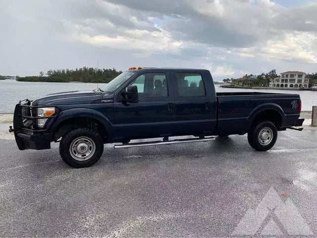 2015 Ford F350 — photo 3