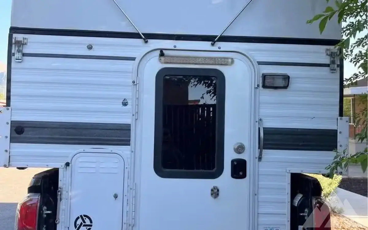 2017 Four Wheel Camper Swift — used for sale in Salt Lake City, UT (photo 5) — photo 5