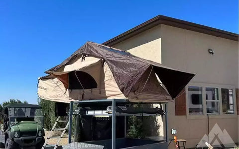 2018 Jeep Trailer gold dog tent