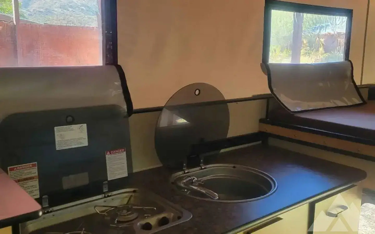 2019 Fourwheel camper hawk — used for sale in Phoenix, AZ (photo 2) — photo 2