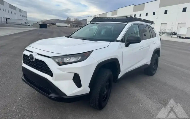 2020 Toyota RAV4 — photo 3