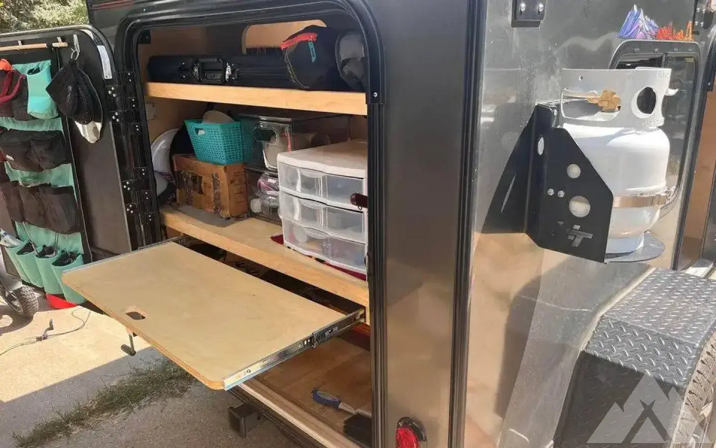 2021 Hiker Mid-Range Trailer — used overland trailer for sale in Ogden, UT (photo 4)