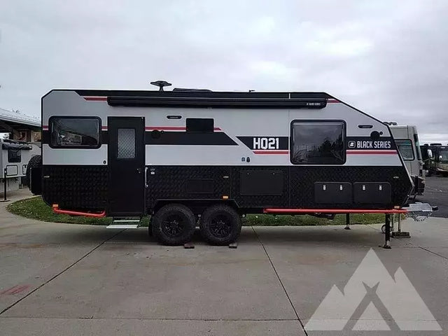 2022 Black Series camper HQ21 — photo 3
