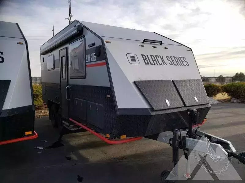 2022 BLACK SERIES hq17 — used overland trailer for sale in Billings, MT (photo 2) — photo 2