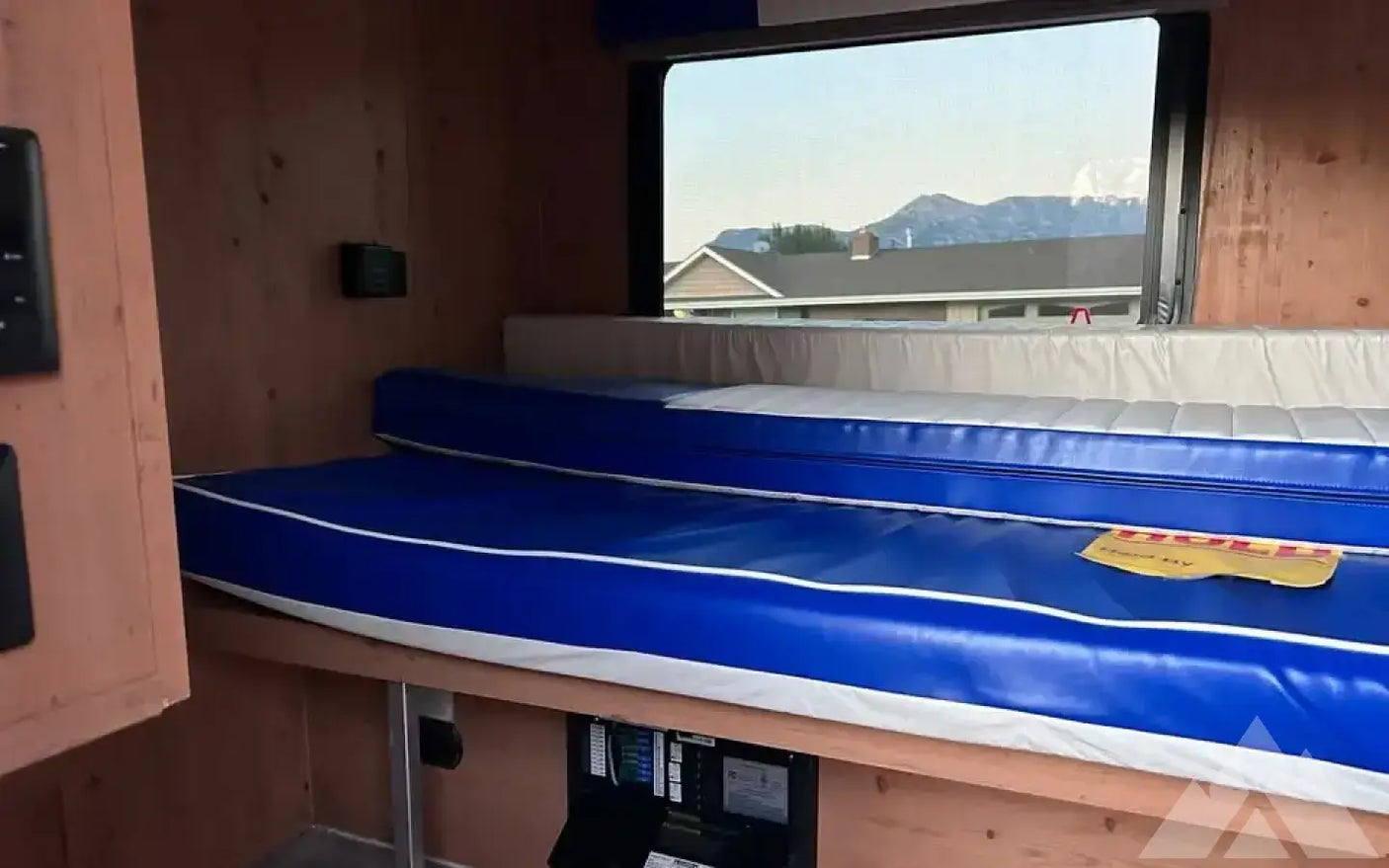 2022 Sunray Sport 109 Camper Trailer — new overland trailer for sale in Lehi, UT (photo 6)