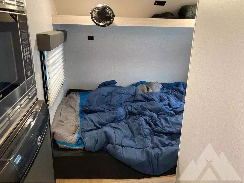 2022 Winnebago hike — used overland trailer for sale in Sandy, UT (photo 4) — photo 4