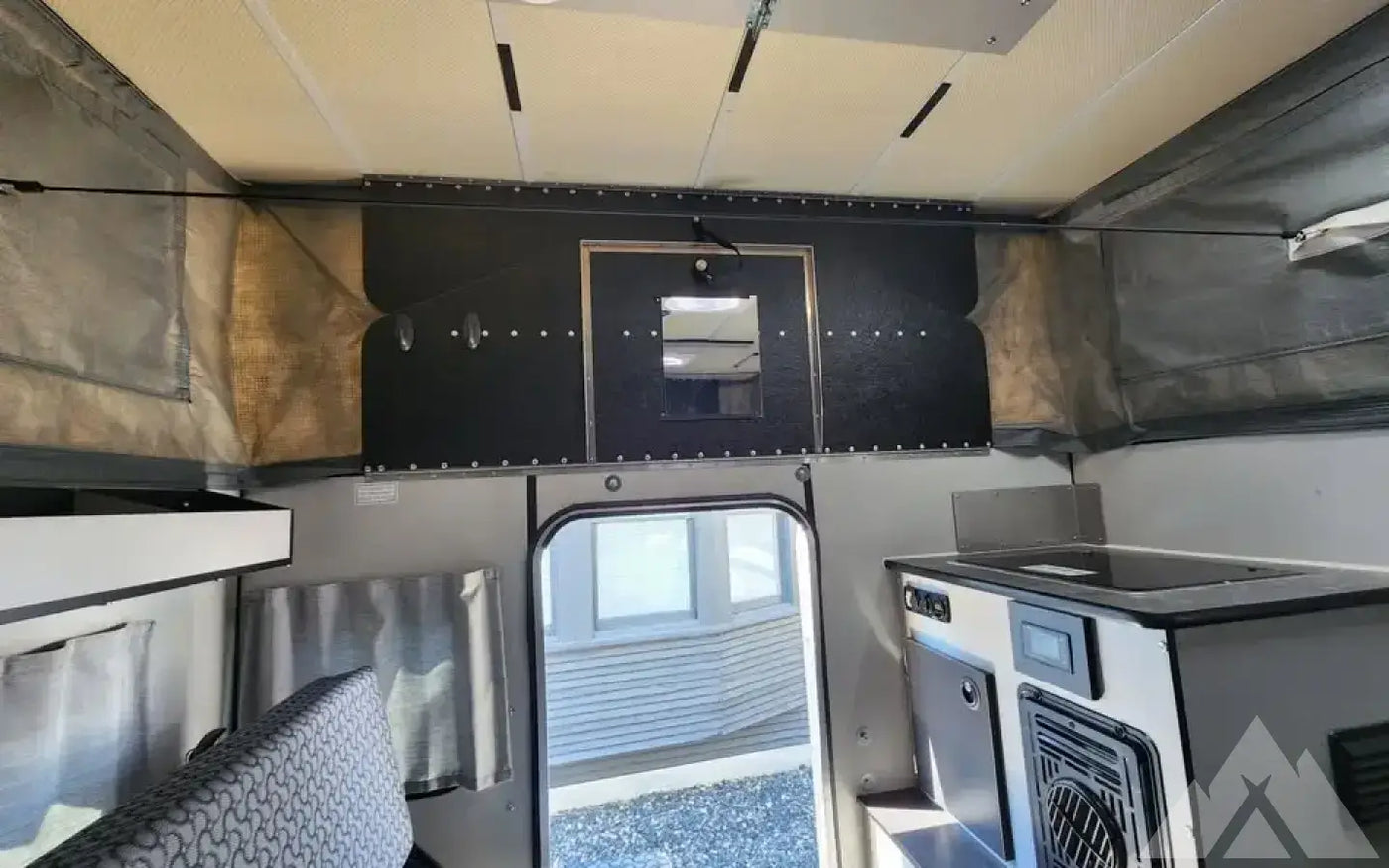 2023 FOUR WHEEL CAMPERS hawk shell — used for sale in Boise, ID (photo 9) — photo 9