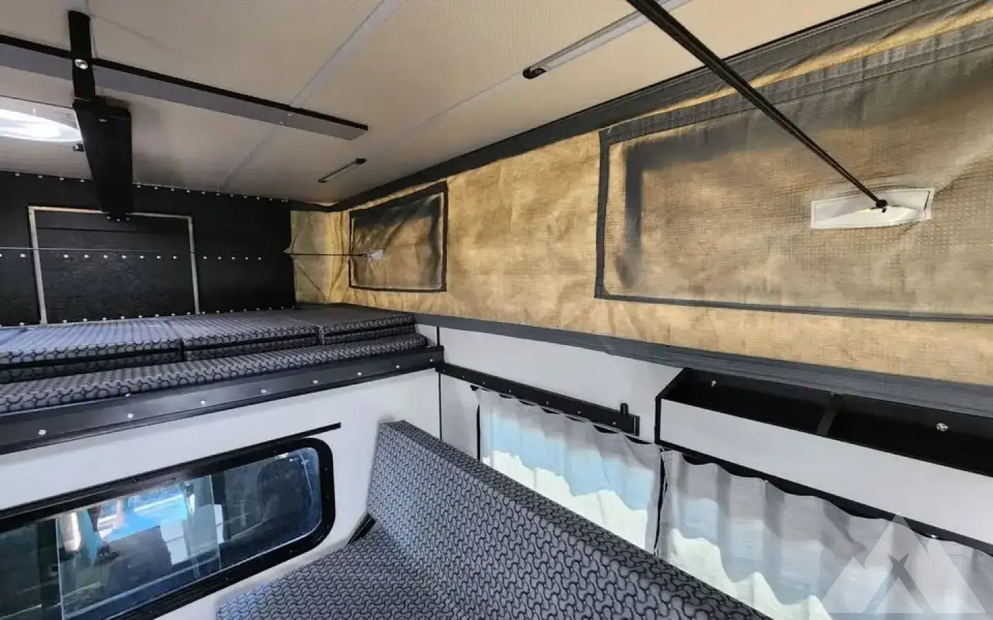 2023 FOUR WHEEL CAMPERS hawk shell — used for sale in Boise, ID (photo 7) — photo 7